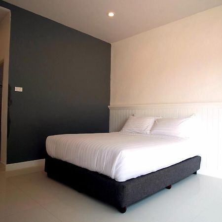 Bhive Otel Nakhon Phanom Dış mekan fotoğraf