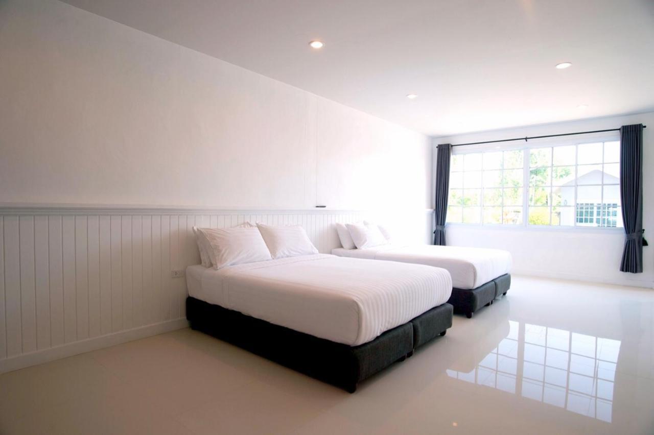 Bhive Otel Nakhon Phanom Dış mekan fotoğraf